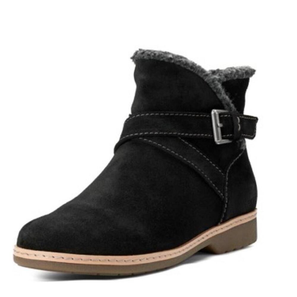 Earth black suede ankle boots/Size 9.5